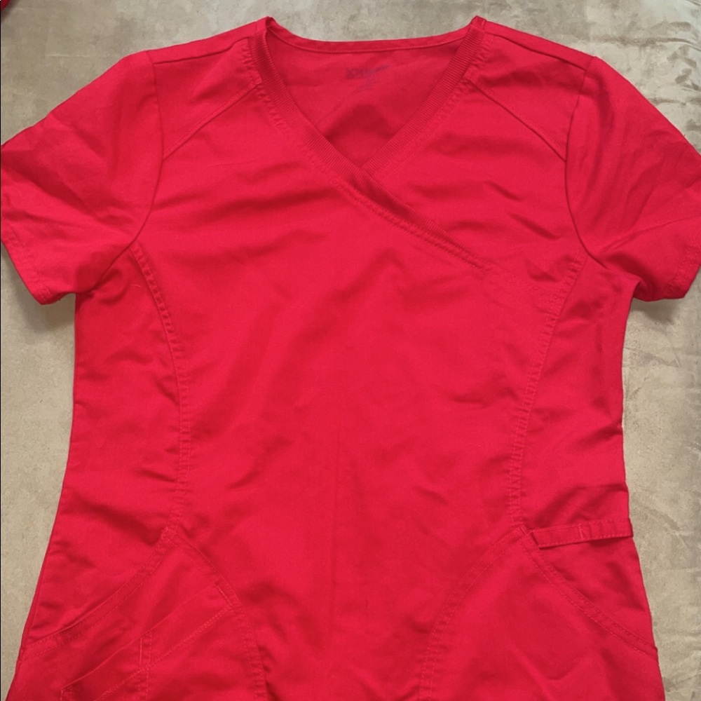 Scrub set